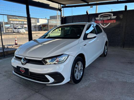 VOLKSWAGEN POLO 1.0 170 TSI COMFORTLINE AUTOMÁTICO VOLKSWAGEN POLO 1.0 170 TSI COMFORTLINE AUTOMÁTICO